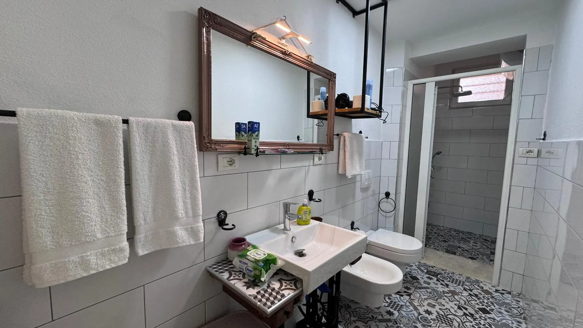 Dream Apartment New Bazaar 地拉那 阿尔巴尼亚